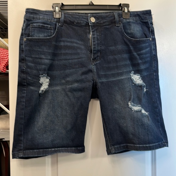 ZLZ Jean shorts - Picture 1 of 3